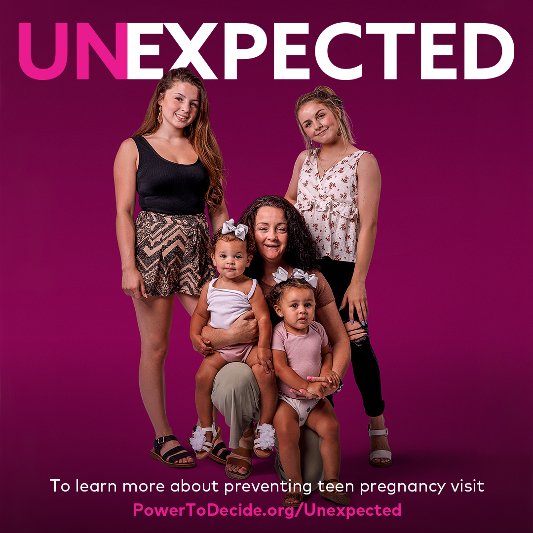 A promo image of Unexpected cast member, Trya, her daughter, her sister with her daughter, and her mother. 